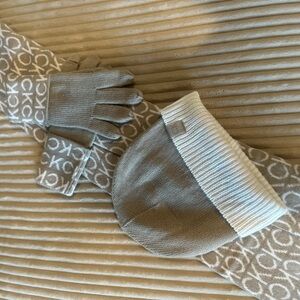 Calvin Klein Cream and Tan Knit Set